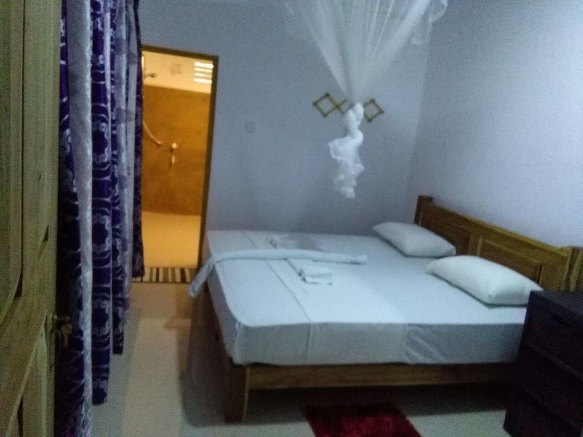 סיגירייה Thilina Homestay מראה חיצוני תמונה
