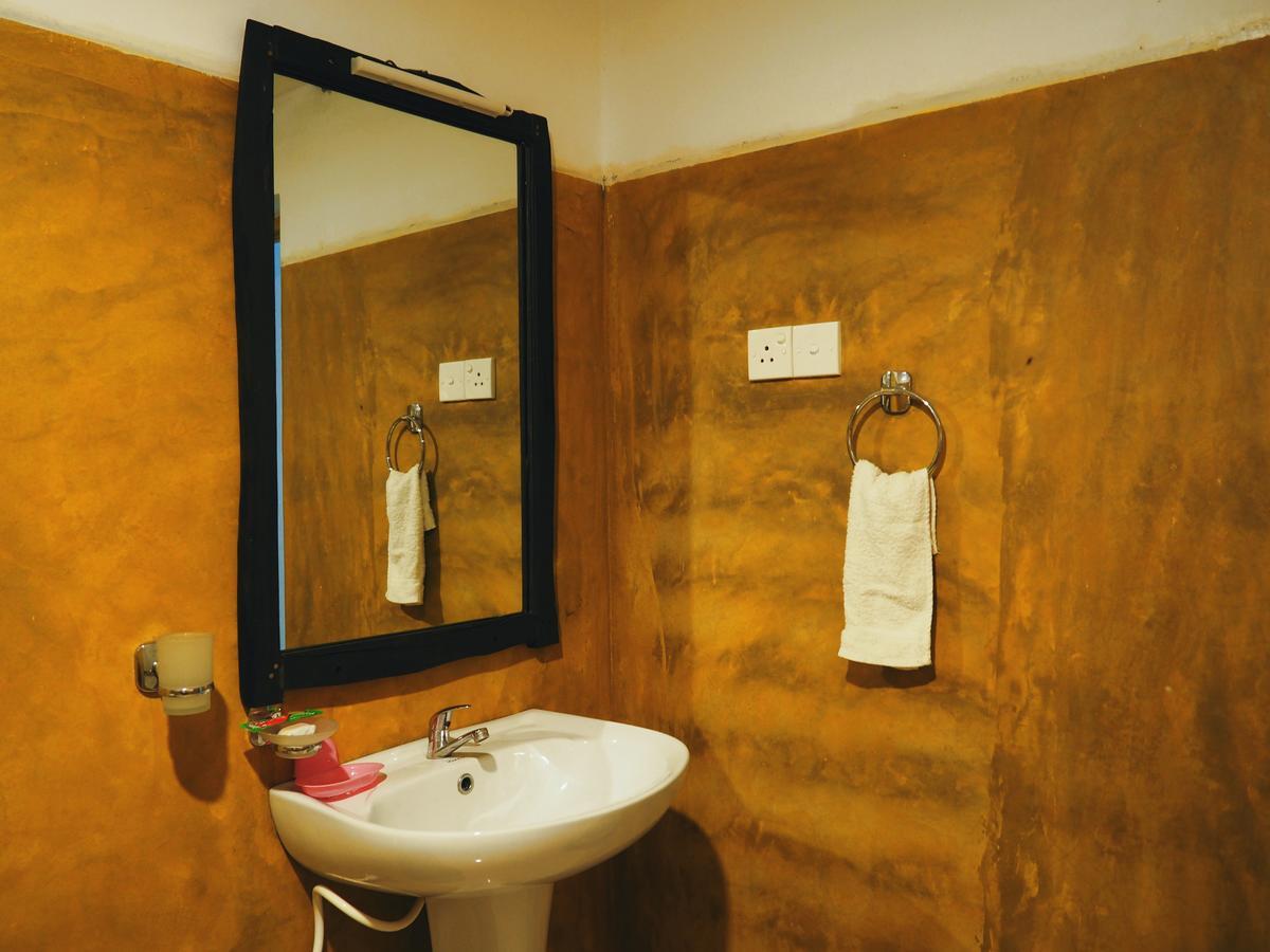 סיגירייה Thilina Homestay מראה חיצוני תמונה